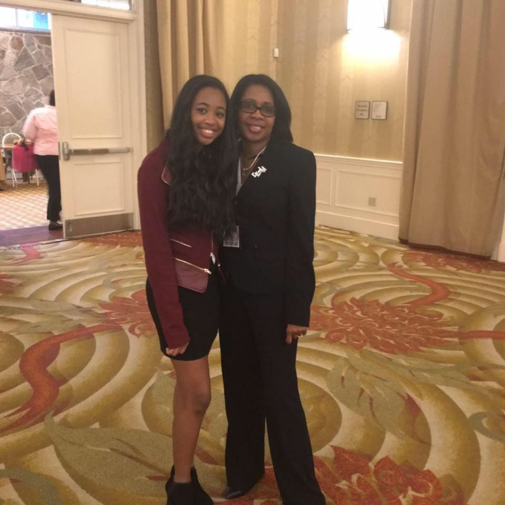 Meet your Posher, Deborah